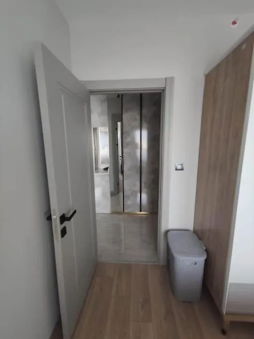 A New Flat Close To Nata Vega Ancara 0*,  Turquia